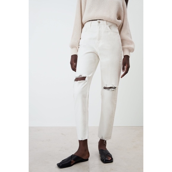 Zara Denim - Zara Z1975 Ripped Mom Jeans in White Size US 4